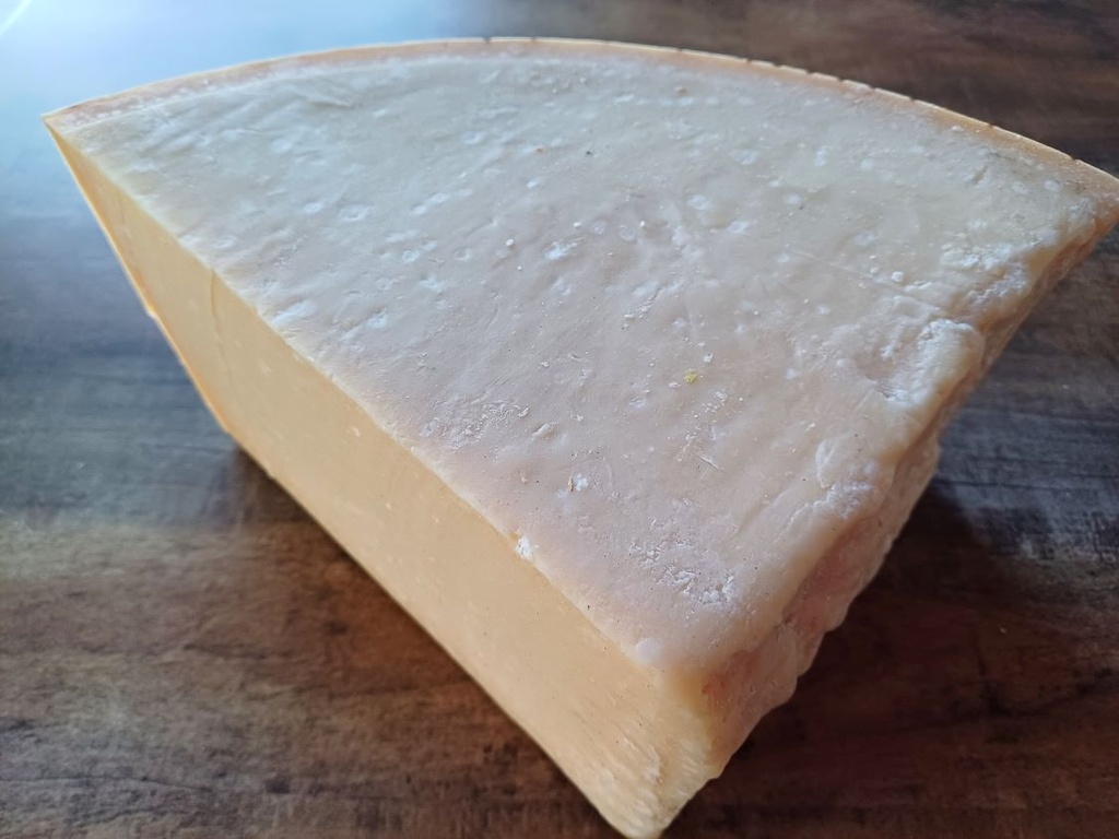 PARMIGIANO REGGIANO DOP (22 mois) prix au Kg 43€ (ex : 4,30€ les 100gr)